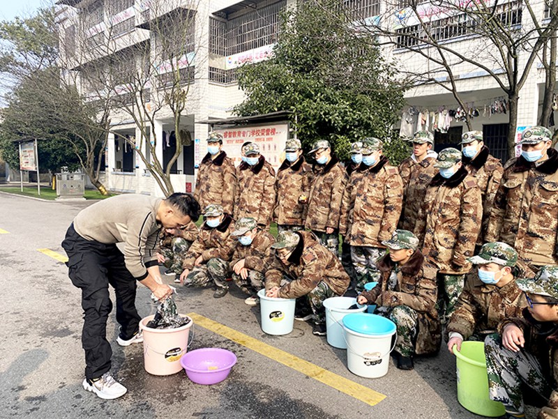 生活自理教育,問題孩子學(xué)校,素質(zhì)教育學(xué)校,行為矯正學(xué)校