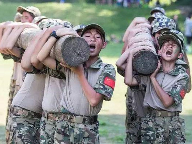 厭學學校,軍事拓展學校,特訓學校