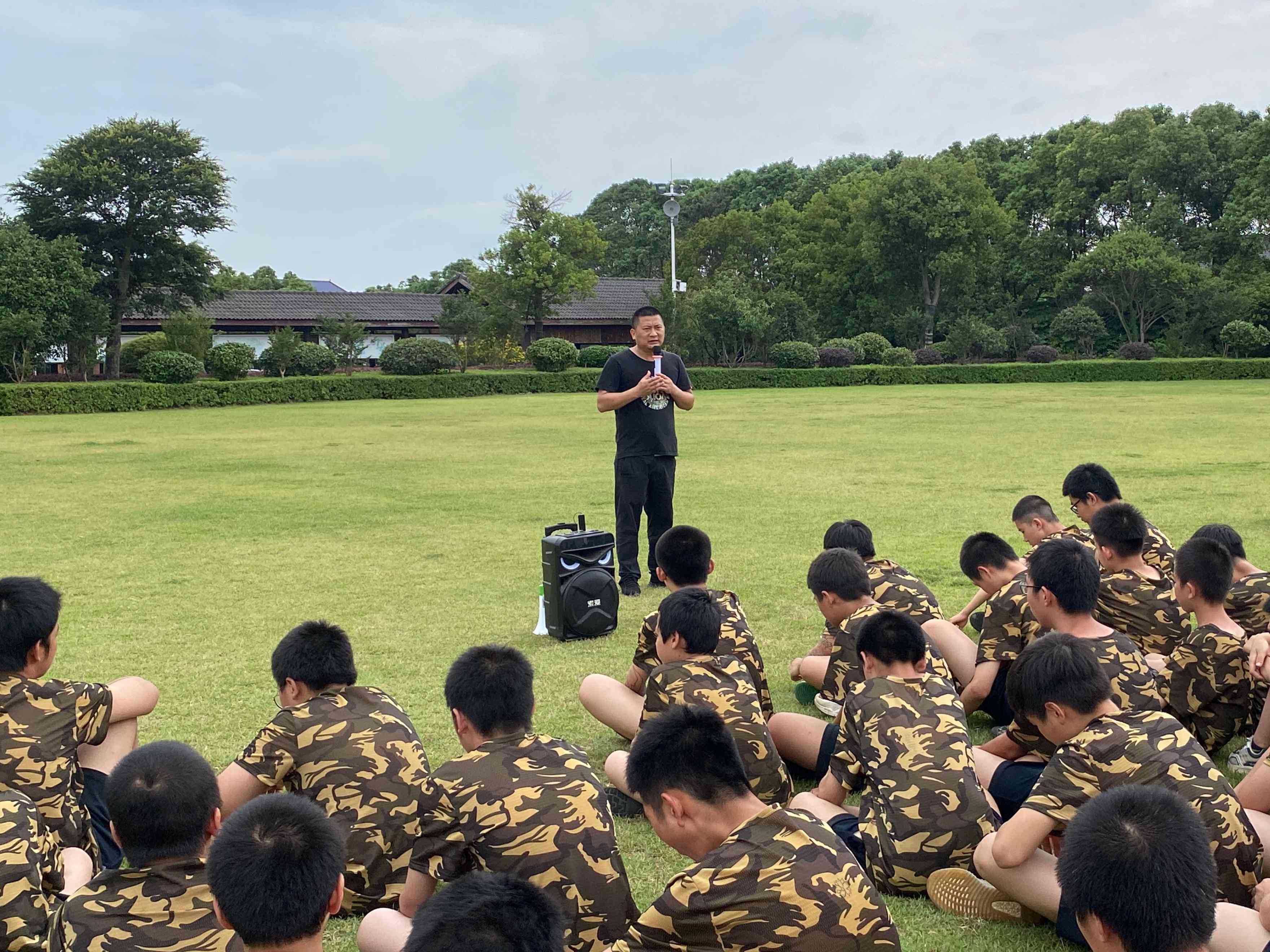 軍旅夏令營,軍事夏令營